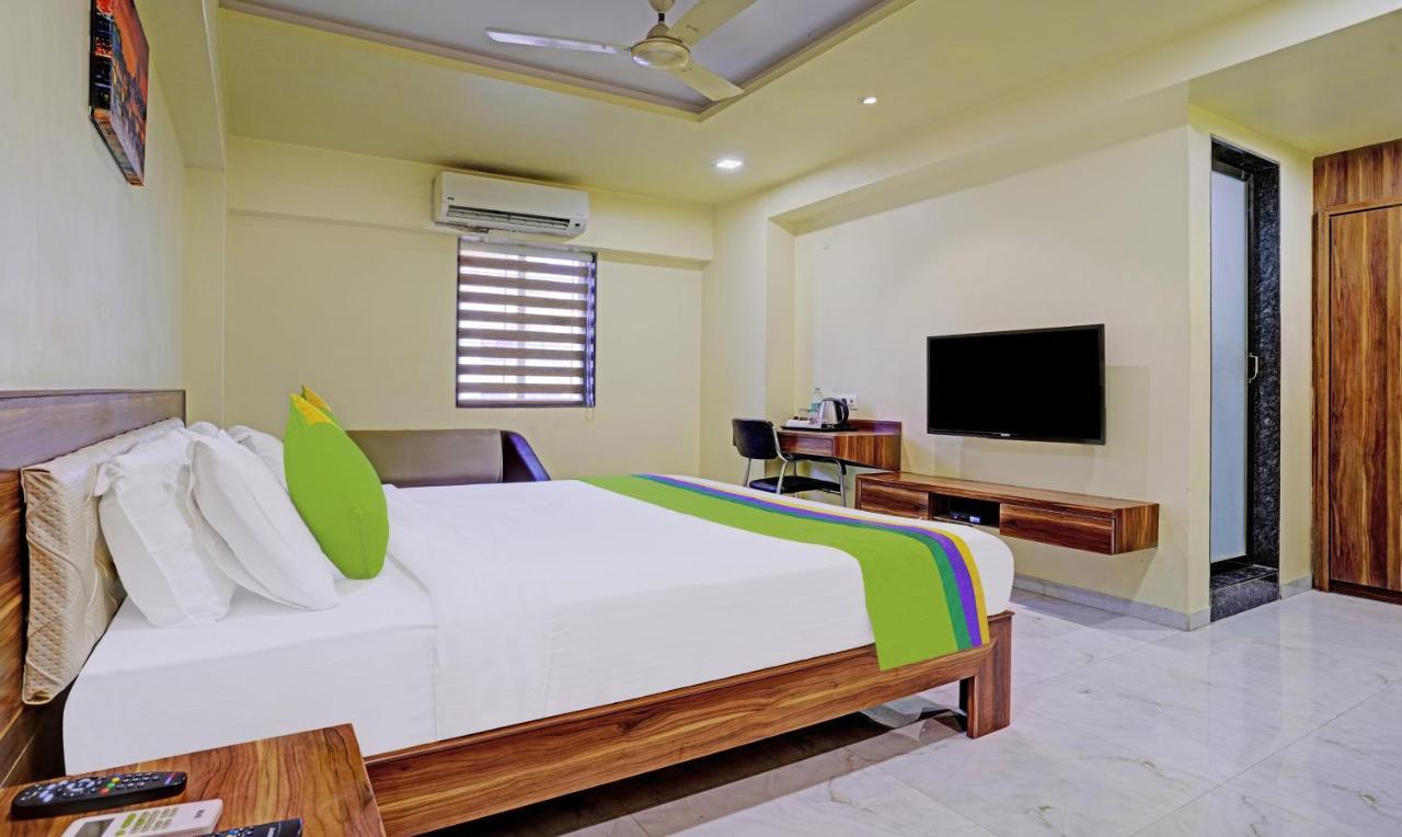 Treebo De Grandeur Anand Nagar Hotel Тане Екстериор снимка