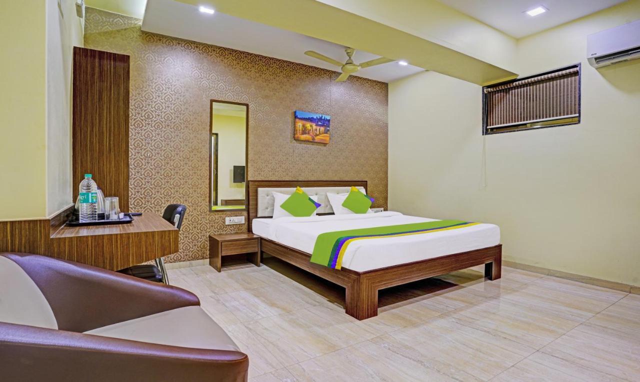 Treebo De Grandeur Anand Nagar Hotel Тане Екстериор снимка