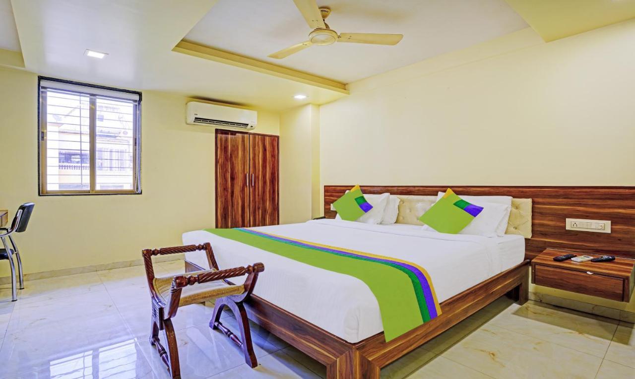 Treebo De Grandeur Anand Nagar Hotel Тане Екстериор снимка
