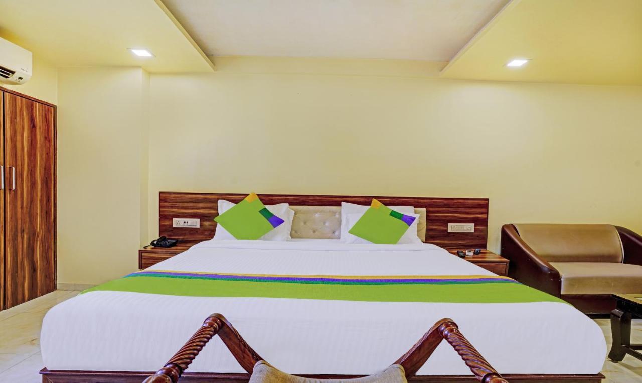 Treebo De Grandeur Anand Nagar Hotel Тане Екстериор снимка