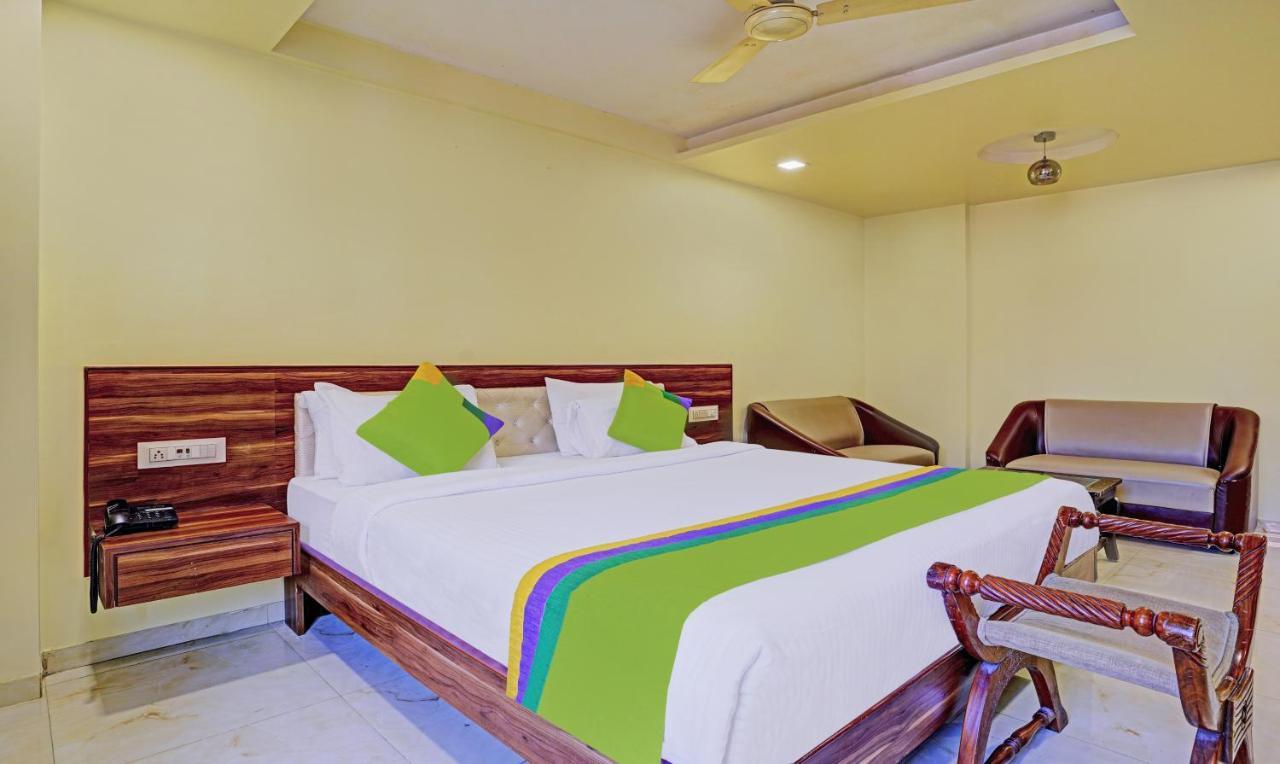Treebo De Grandeur Anand Nagar Hotel Тане Екстериор снимка