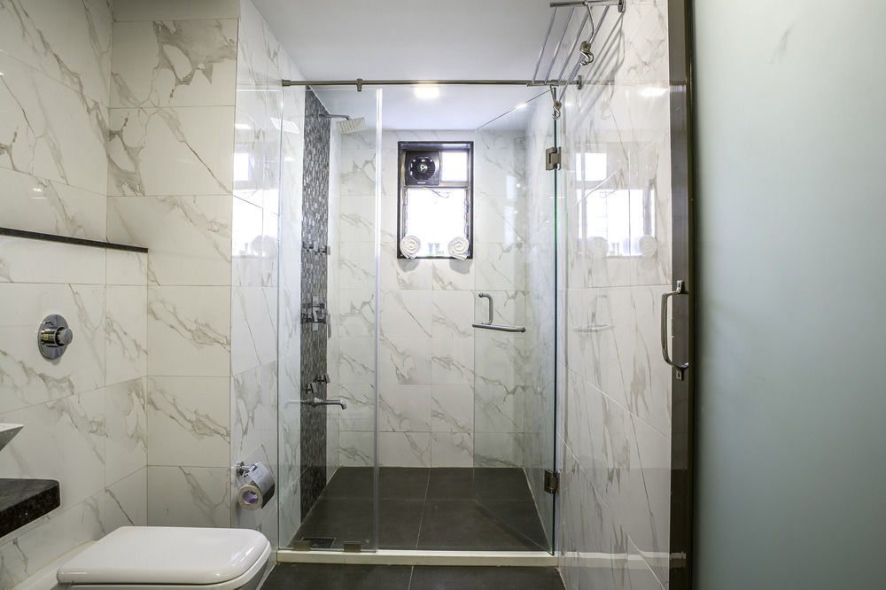 Treebo De Grandeur Anand Nagar Hotel Тане Екстериор снимка